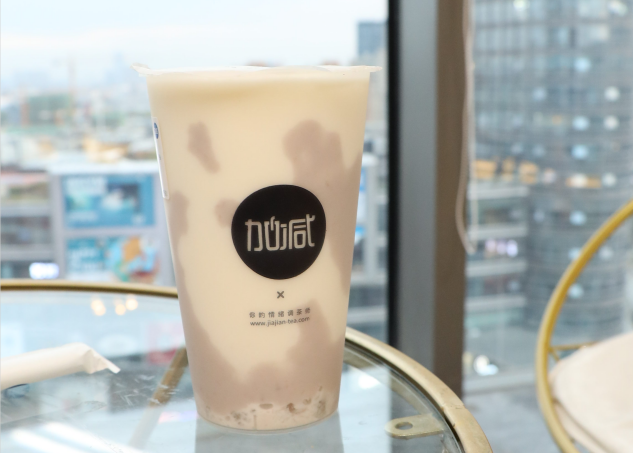AG电投厅茶饮：奶茶加盟有哪些优势值得信赖